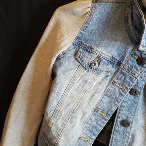 Jean jacket - Picture 2 of 2